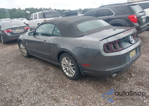 2014 Ford Mustang V6 Premium from USA, damaged, VIN 1ZVBP8EM8E5324321